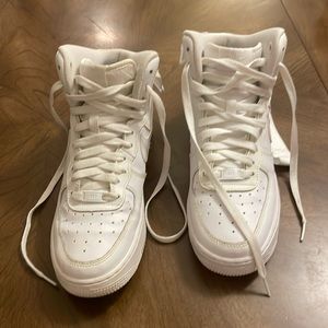 Youth Size 7 Air Force Ones (AF1) White